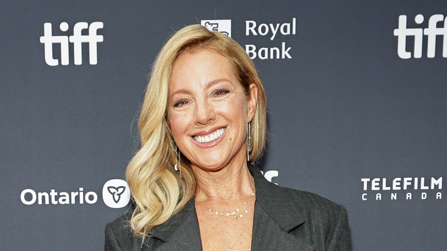 Sarah McLachlan diz que apresentações musicais canceladas