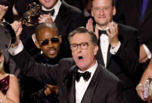 Stephen Colbert venceu o Emmy, provando que o show não deveria ter sido cancelado