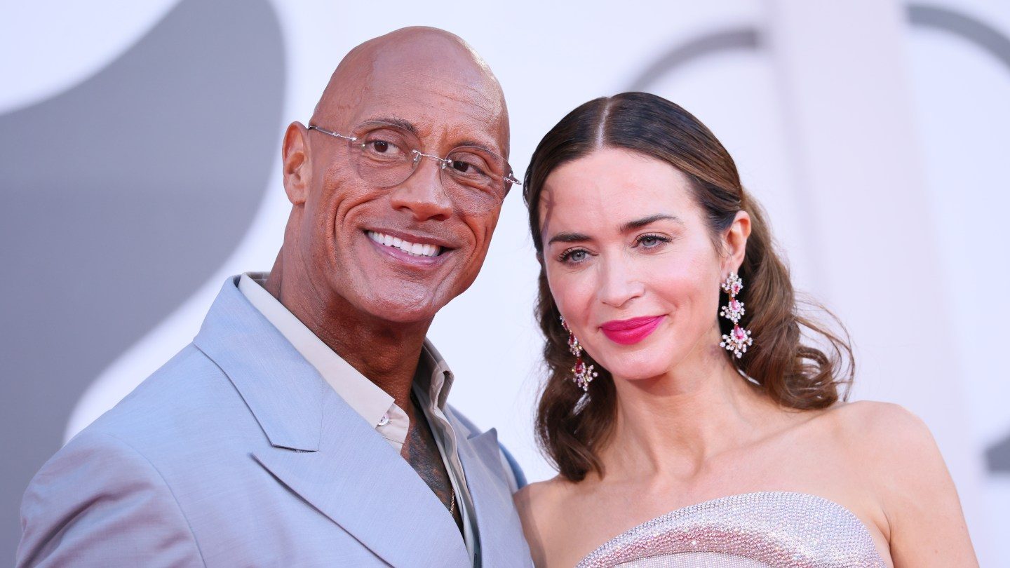 'The Smashing Machine', de Dwayne Johnson, entrega TKO na Premiere de Veneza,