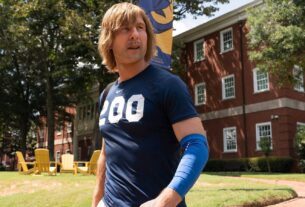 A comédia de futebol de Glen Powell tem o potencial de ser o próximo Eastbound & Down, mas está jogando muito seguro