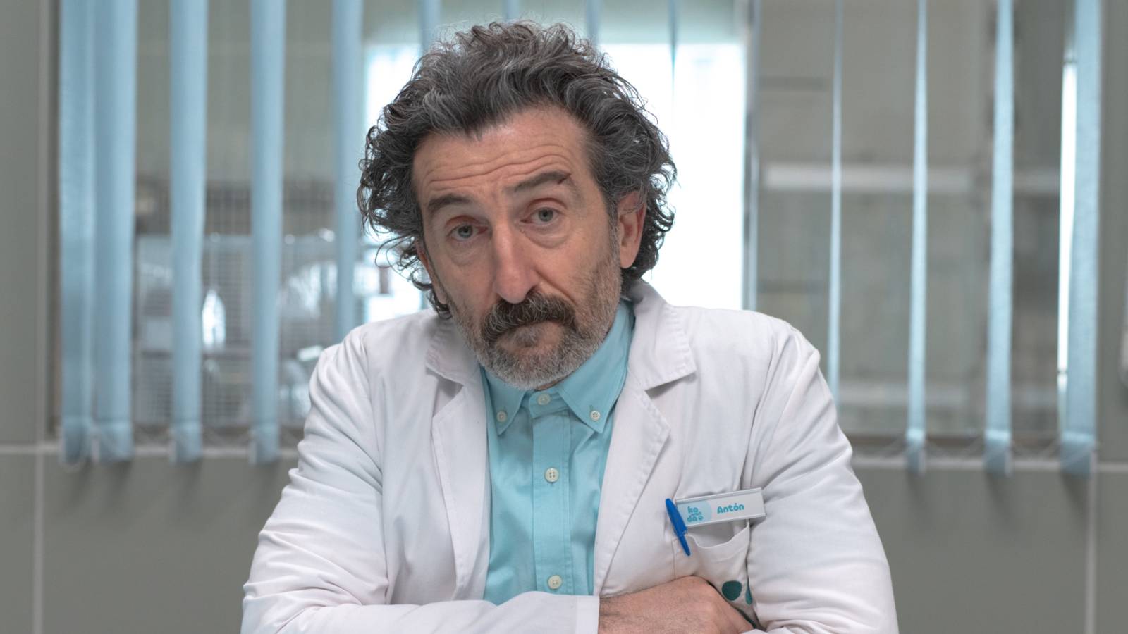 A comédia veterinária de improviso da Netflix triunfa onde é mais importante