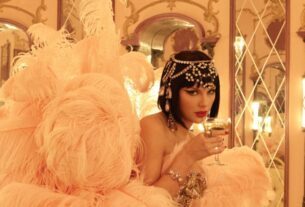 A festa de lançamento de uma showgirl '