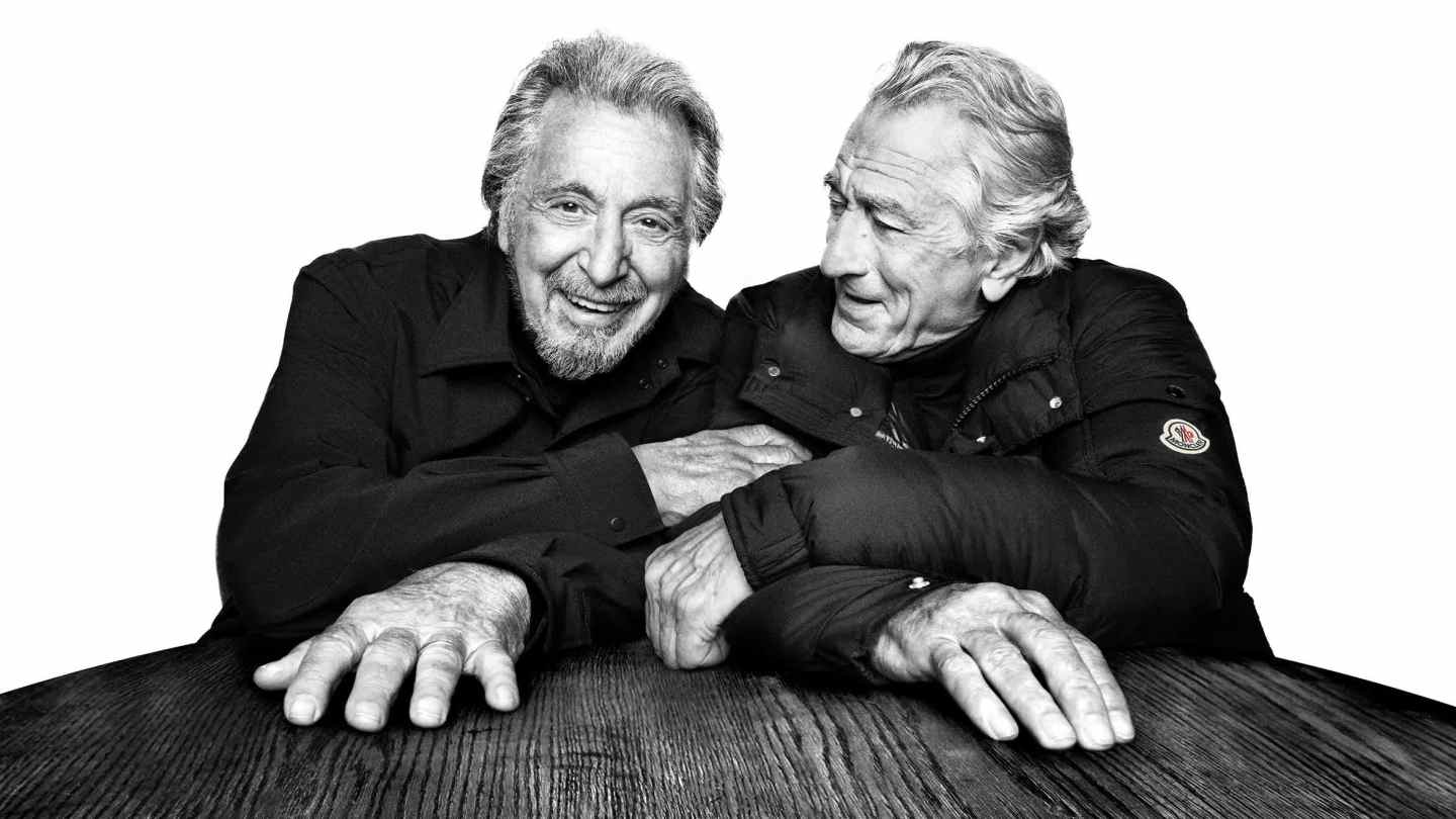 Al Pacino e Robert De Niro se aconchegam na campanha de moda da Moncler
