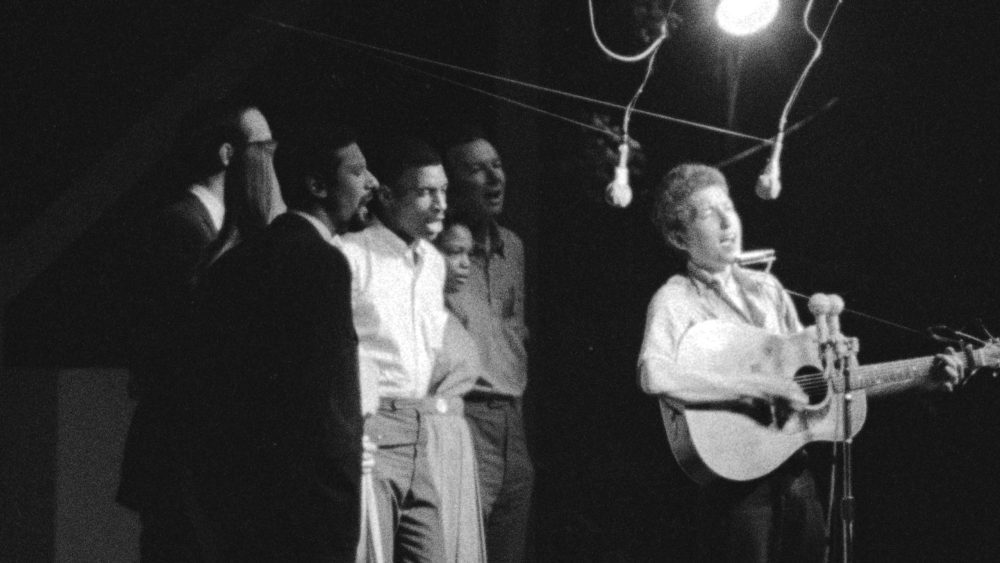 Crítica de 'Newport & the Great Folk Dream': elétrica mesmo quando acústica