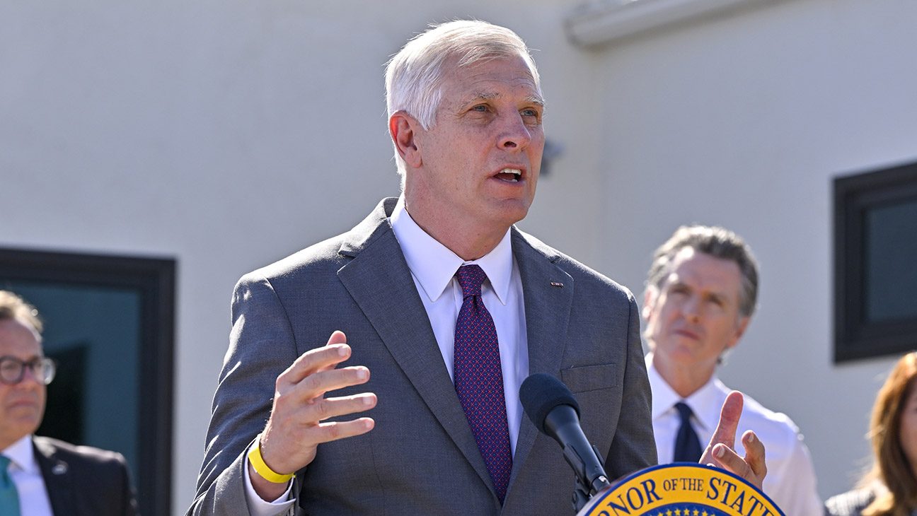 California State Senator Tom Umberg