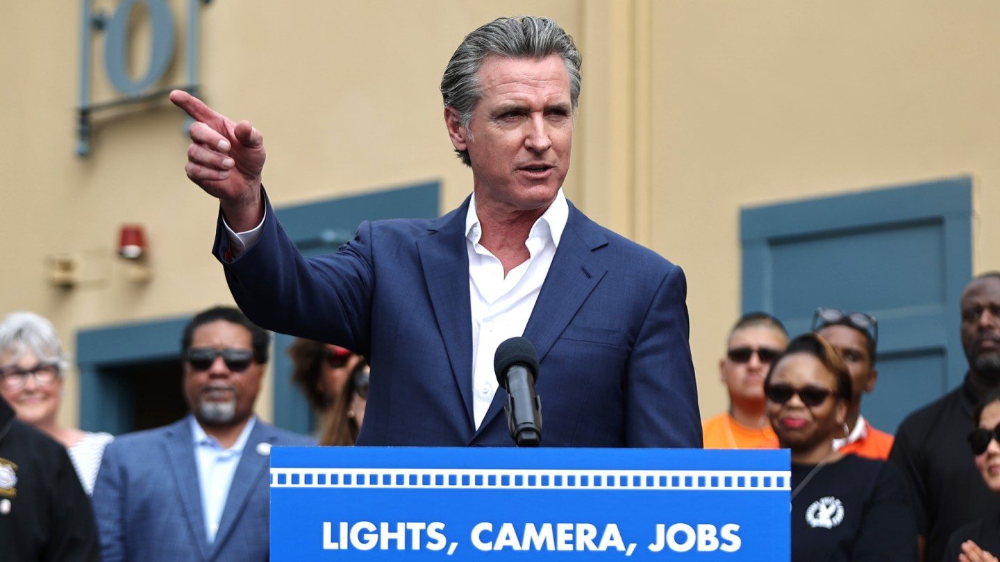 Gavin Newsom considera candidatura presidencial em 2028