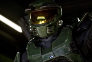 Master Chief looks at something off-screen