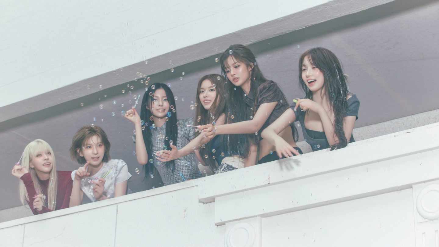 K-pop Girl Group NMIXX em ‘Blue Valentine’, por que eles se adequam a todos os gêneros
