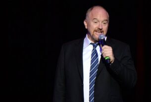 Louis CK diz que ingressar no Riyadh Comedy Festival é uma 'coisa positiva'