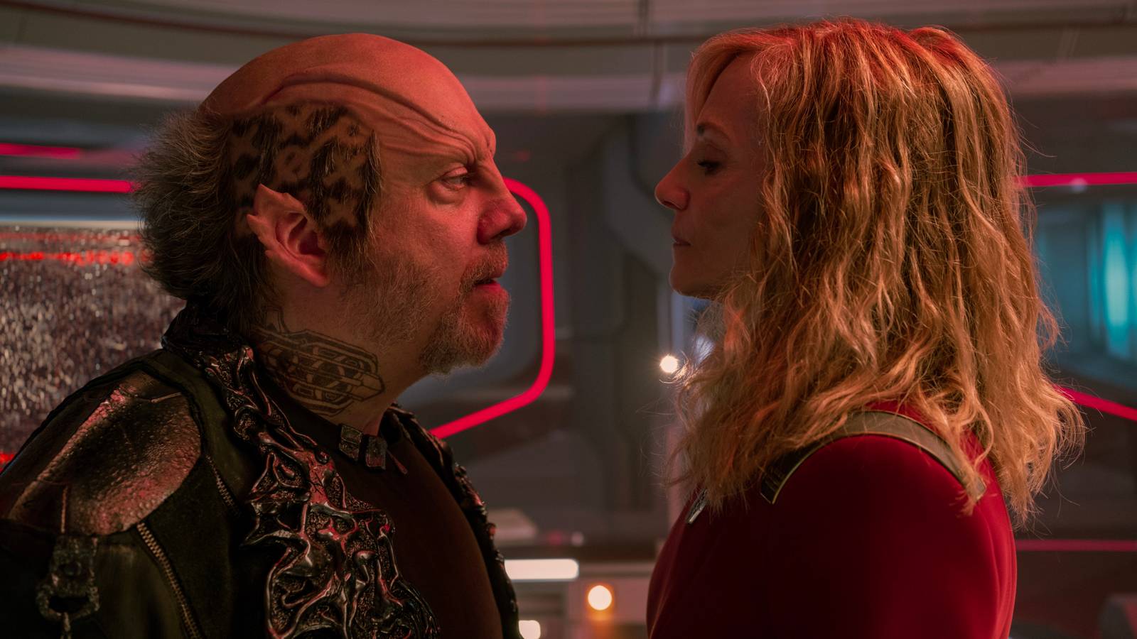 O trailer da Academia da Frota Estelar de Star Trek é grande na NYCC