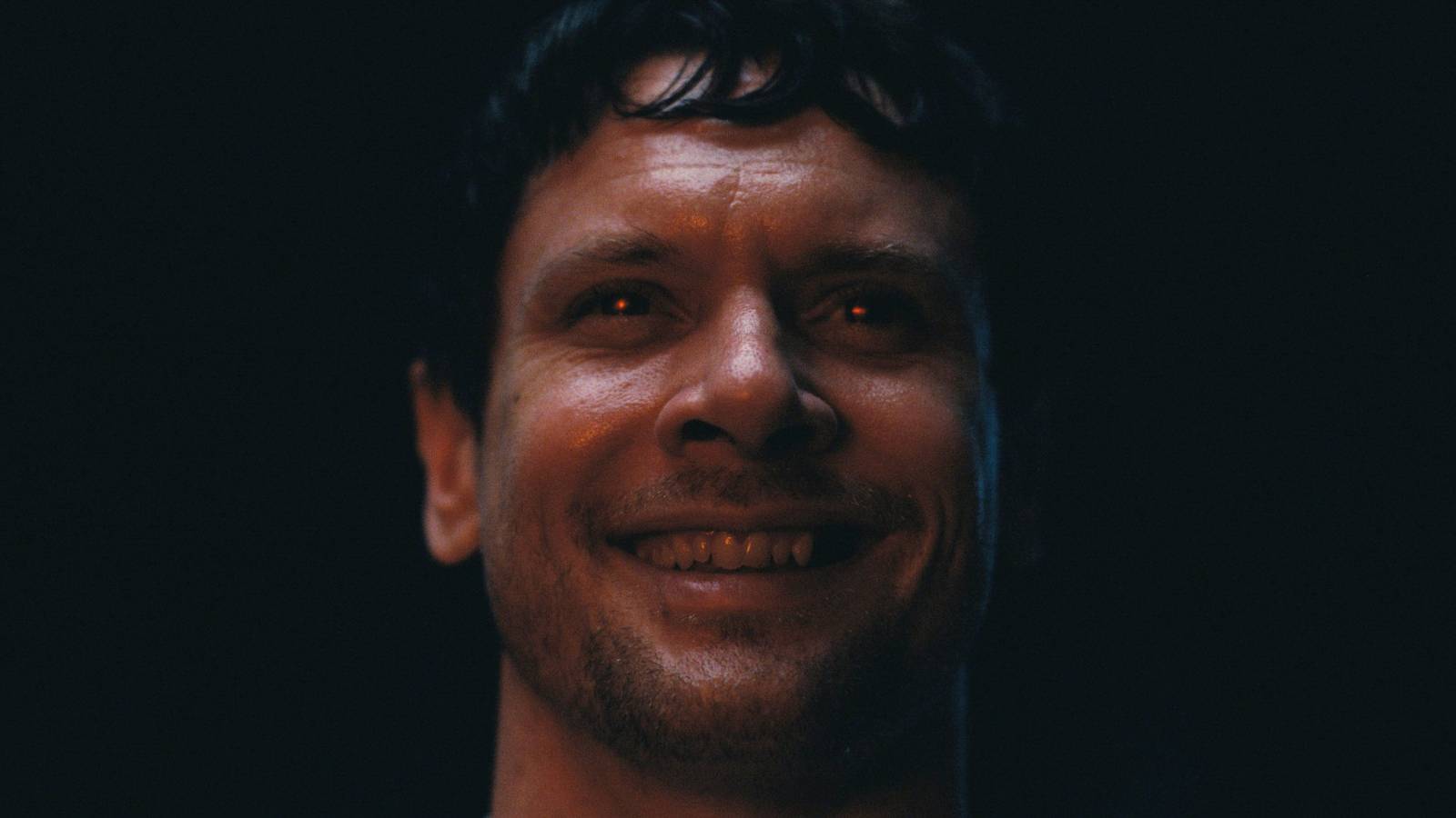 Sinners precisa ser relançado nos cinemas no Halloween