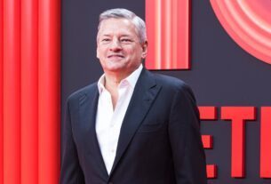 Ted Sarandos, da Netflix, reage à Warner Bros. Placa "À venda"