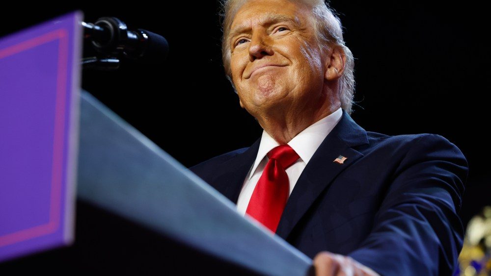 Trump arquiva processo por difamação contra NY Times buscando US$ 15 bilhões