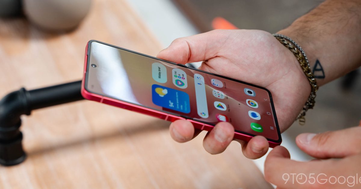Uma interface do usuário 8.5 vazamentos mostram ícones '3D', mais vibrações de vidro líquido