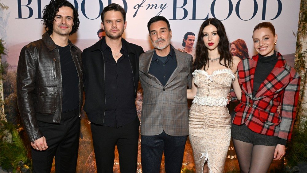 Blood of My Blood lançado em leituras de química, expectativas dos fãs