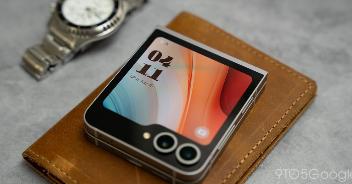 Galaxy Z Flip 6 cai para apenas US$ 550 novo