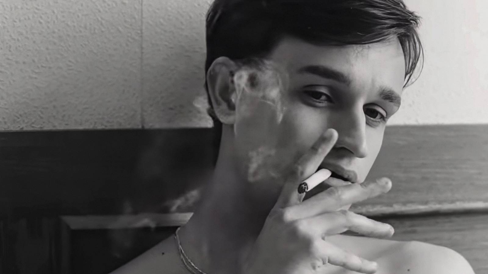 O novo filme 89% RT da Netflix de Richard Linklater foi inspirado em seu próprio clássico da comédia dos anos 90 que levou aos balconistas