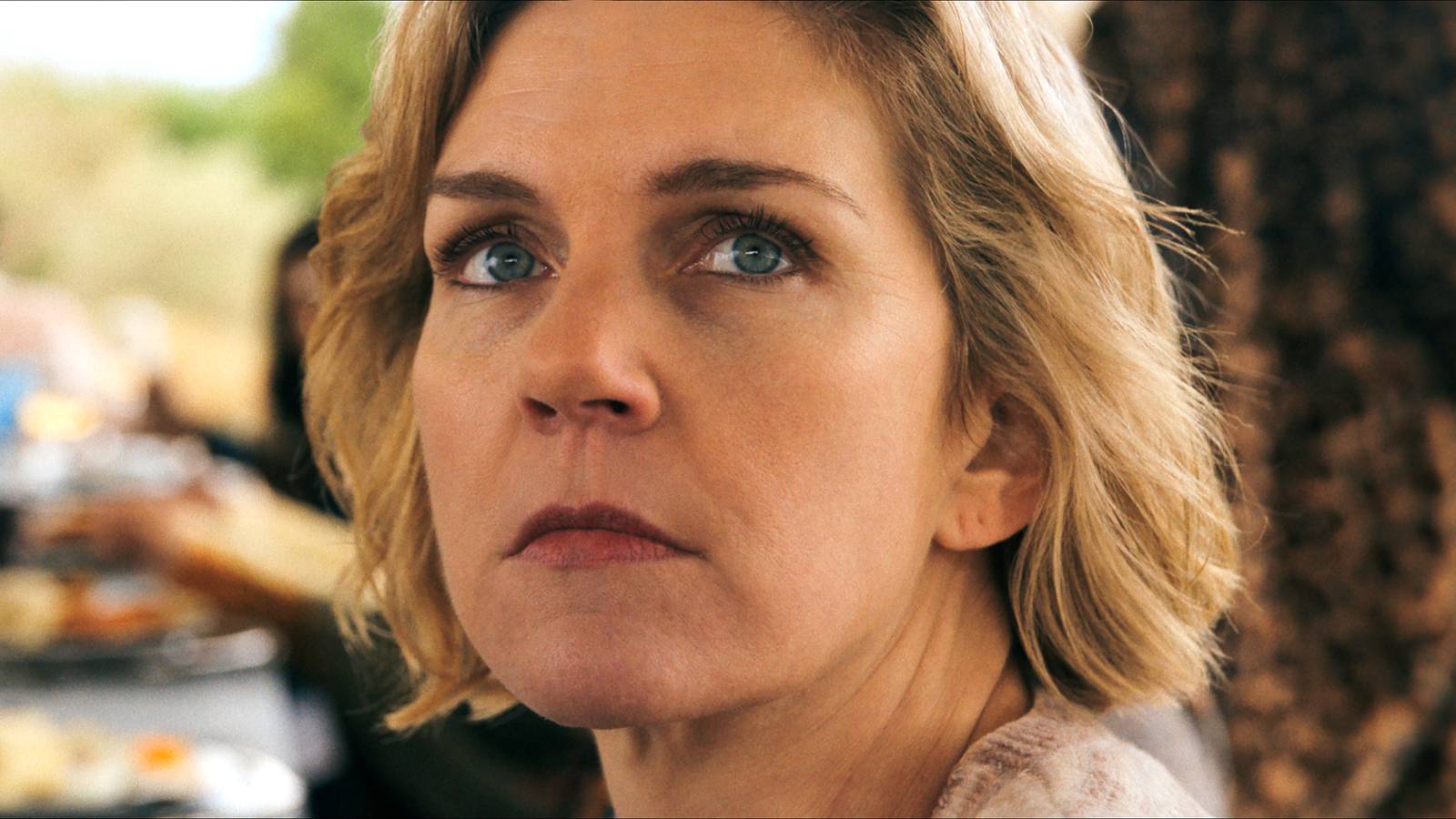 Pluribus da Apple TV recebe pontuação perfeita do Rotten Tomatoes