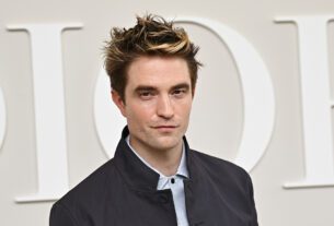 Robert Pattinson