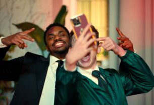 Um dos melhores programas da Netflix retorna mais sombrio e irritado do que nunca