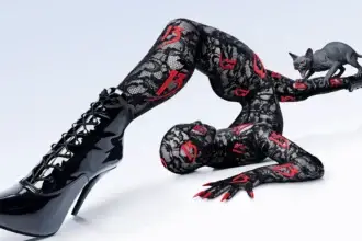 American Horror Story 13 arte oficial da nova temporada no Disney+