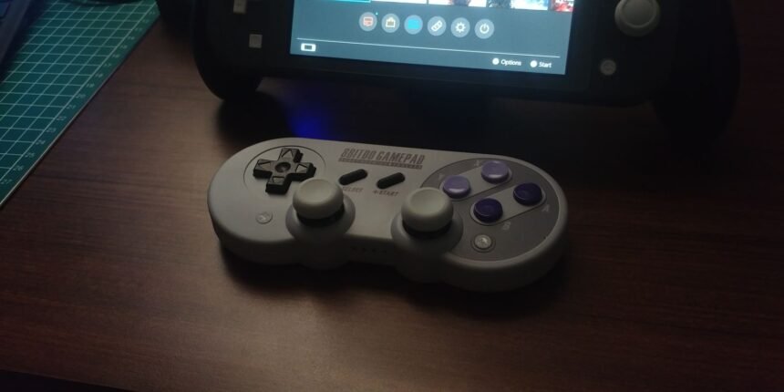 Controle de videogame, usado como referência para emuladores de PS1, PS3, PS4 e PSP